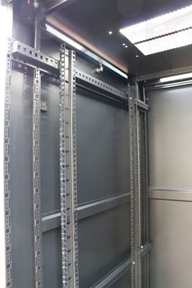 Attēls no Szafa rack 42U 800x800mm czarna stojąca 