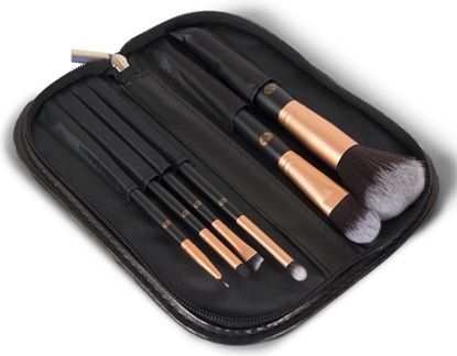 Изображение Rio Essential Cosmetic Brush Collection Zestaw pędzli do makijażu