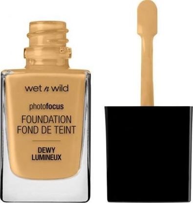 Attēls no Wet n Wild Photo Focus Dewy Długotrwały Podkład do twarzy Desert Beige 28 ml