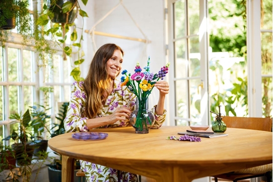 Picture of LEGO ICONS 10313 WINDFLOWER BOUQUET