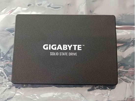 Picture of SALE OUT. GIGABYTE SSD 256GB 2.5" SATA 6Gb/s, REFURBISHED, WITHOUT ORIGINAL PACKAGING | Gigabyte | GP-GSTFS31256GTND | 256 GB | SSD interface SATA | REFURBISHED, WITHOUT ORIGINAL PACKAGING | Read speed 520 MB/s | Write speed 500 MB/s
