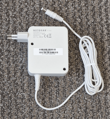 Attēls no Barošanas bloks 42W 12VDC 3.5A konektors 5.5/2.1 mm Plug-in  rozetē spraužams balts