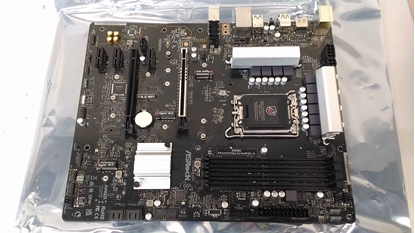 Picture of SALE OUT. ASRock INTEL Z690/4DDR4/4SATA3 | ASRock Z690 Phantom Gaming 4 | Processor family Intel | Processor socket LGA1700 | DDR4 DIMM | Memory slots 4 | Supported hard disk drive interfaces SATA3, M.2 | Number of SATA connectors 4 | Chipset Z690 | ATX |