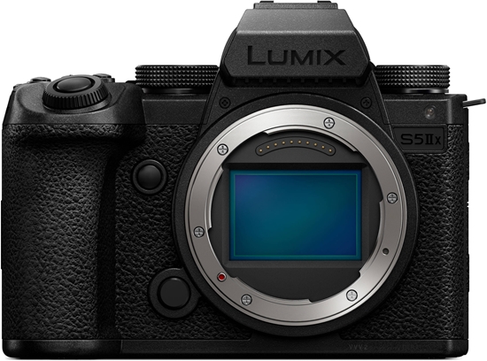 Picture of Panasonic Lumix DC-S5 IIx body